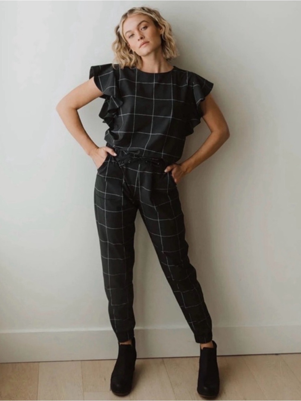 Albion 9 to 9 Jumpsuit Black Windowpaneu Ruffle Sleeve Stretch large